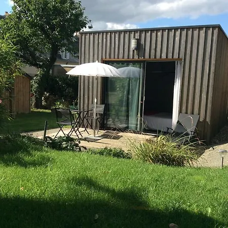 Les De Do Bed and Breakfast Λε Μανς