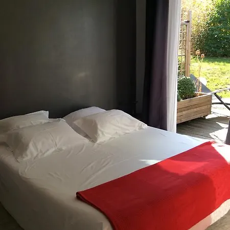 Bed and Breakfast Les De Do Λε Μανς