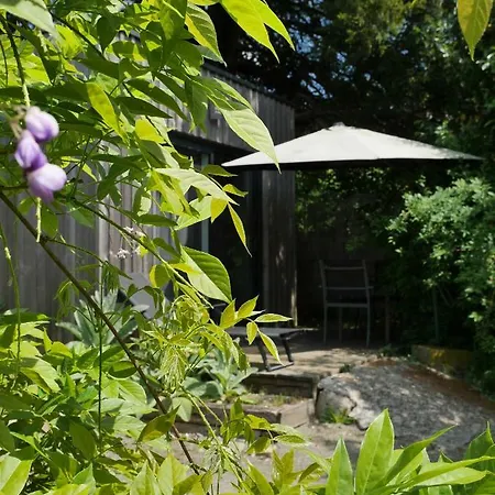 Les De Do Bed & Breakfast Le Mans