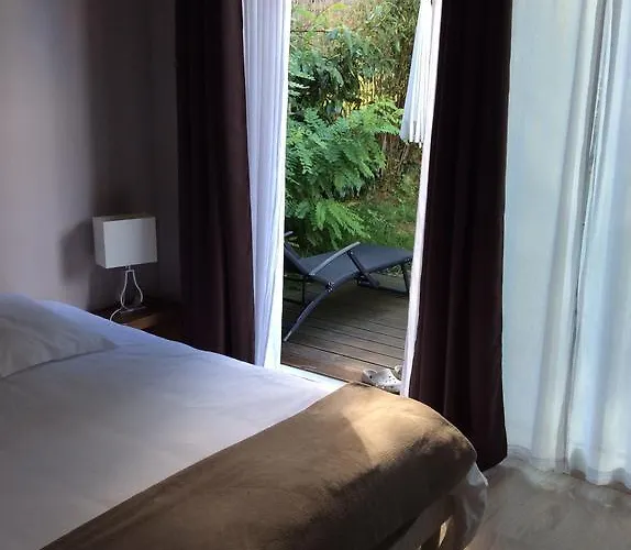 Alojamento de Acomodação e Pequeno-almoço Les De Do