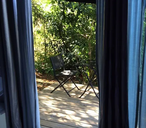 Alojamento de Acomodação e Pequeno-almoço Les De Do