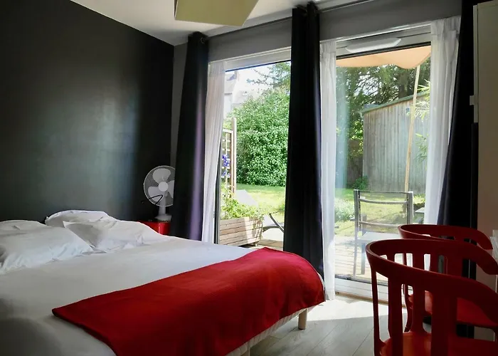 Les De Do 3* לה מאנש