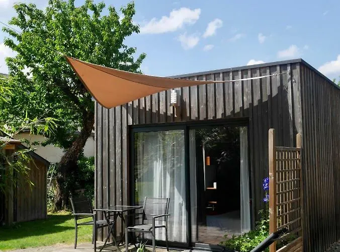 Les De Do 3* לה מאנש